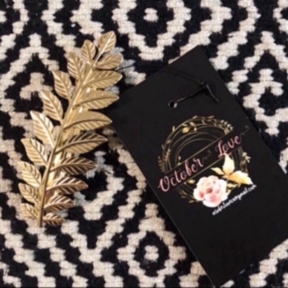 🌿🍂 NWT Gold Leaf Hair Clip🌿🍂🌿🍂 - Picture 2 of 5